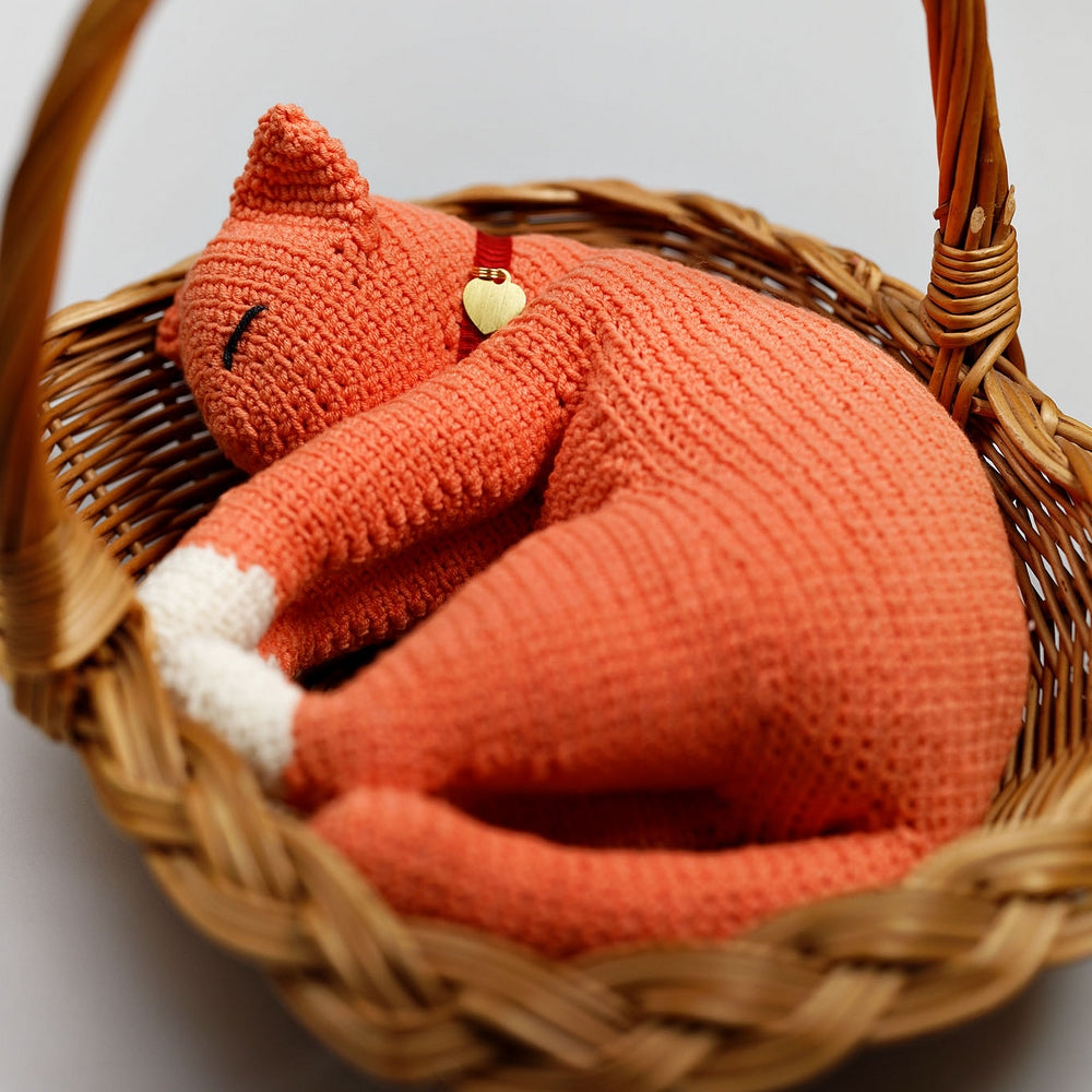 Dreaming Cat Crochet Pattern