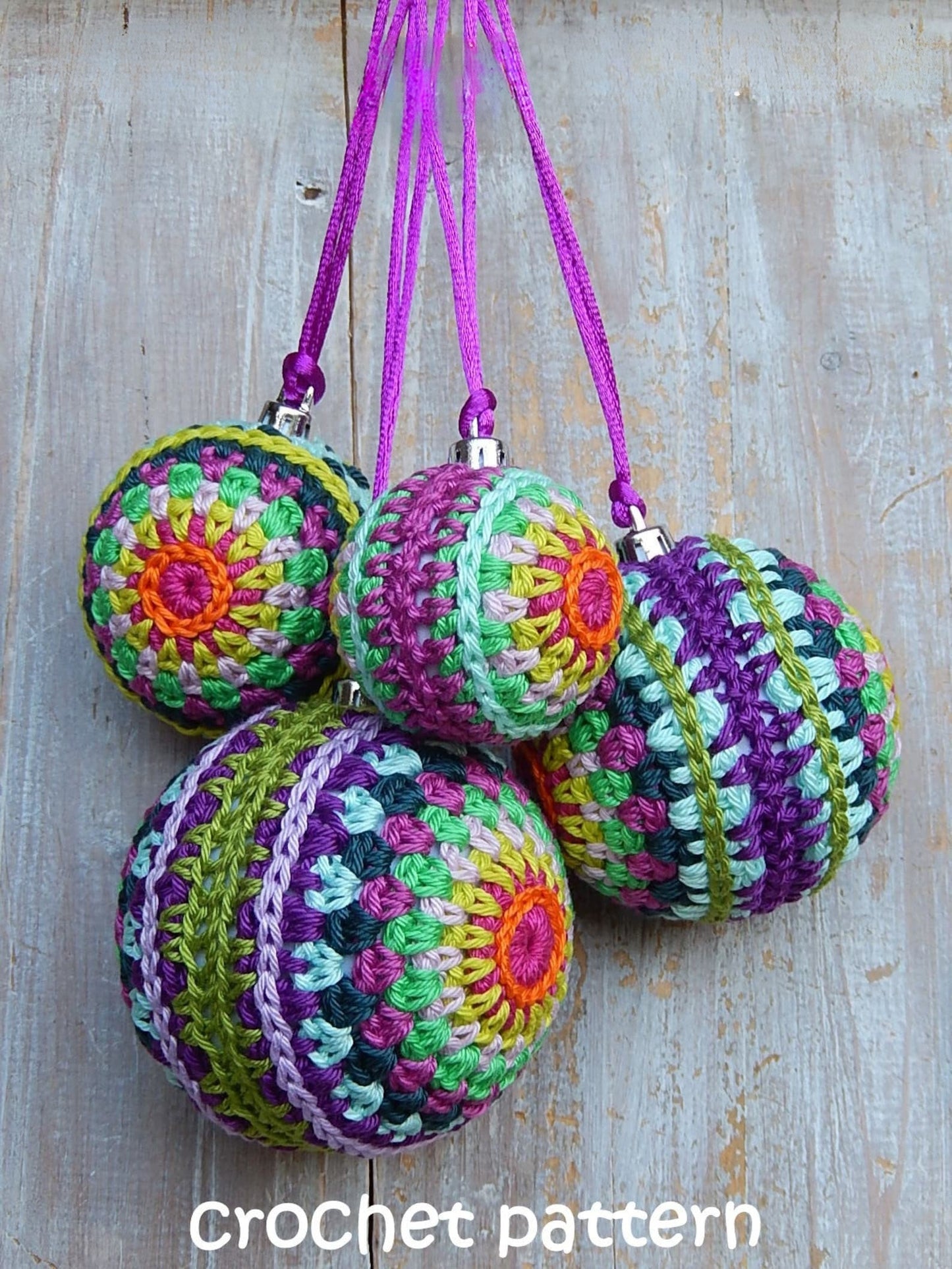 Christmas ball Crochet pattern