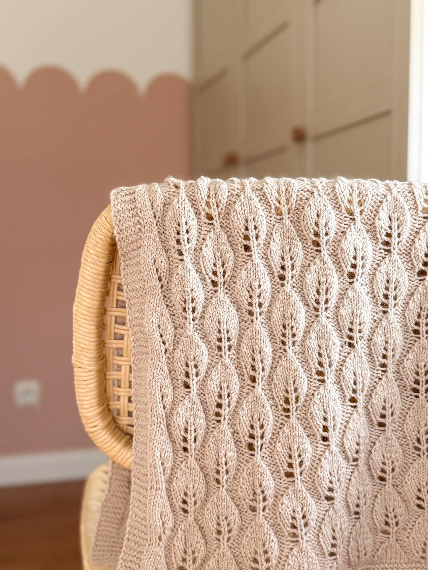 Leaf Baby Blanket Knitting Pattern