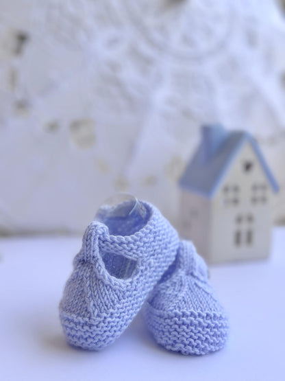 Seamless Baby Booties Knitting Pattern