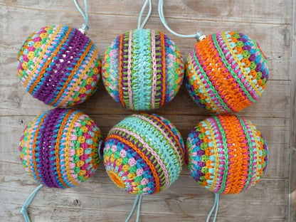 Christmas ball Crochet pattern