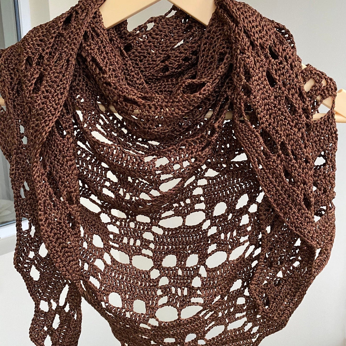 Skull shawl crochet pattern