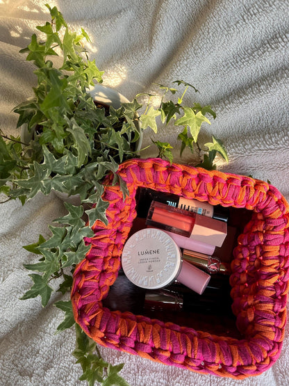 The Crochet Makeup bag Pattern